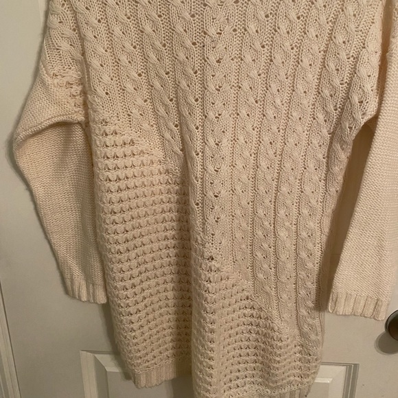 Lucky Brand Oversized Sweater - Picture 3 of 3